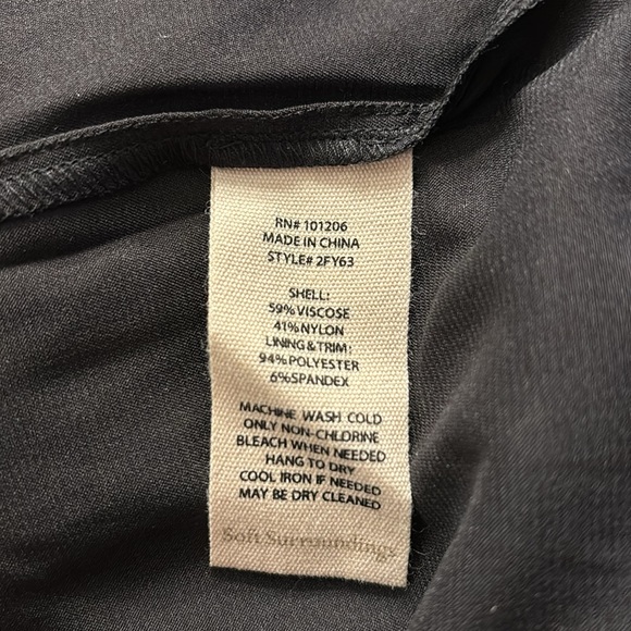 Soft Surroundings Deanna Blouse multi floral top  NWT Large - Picture 8 of 8